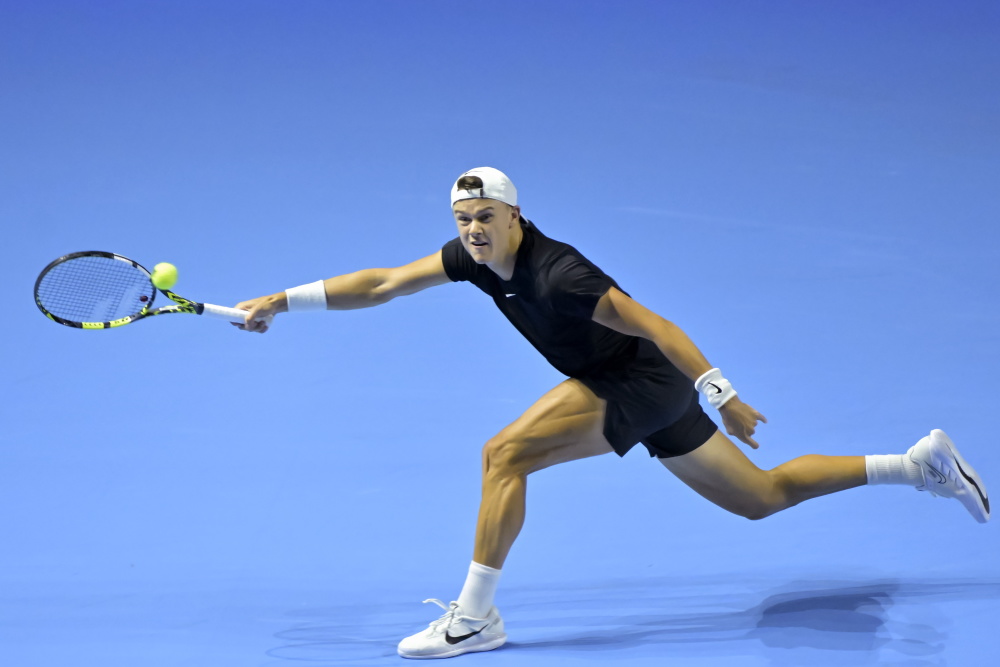 他重新审视 他重新审视