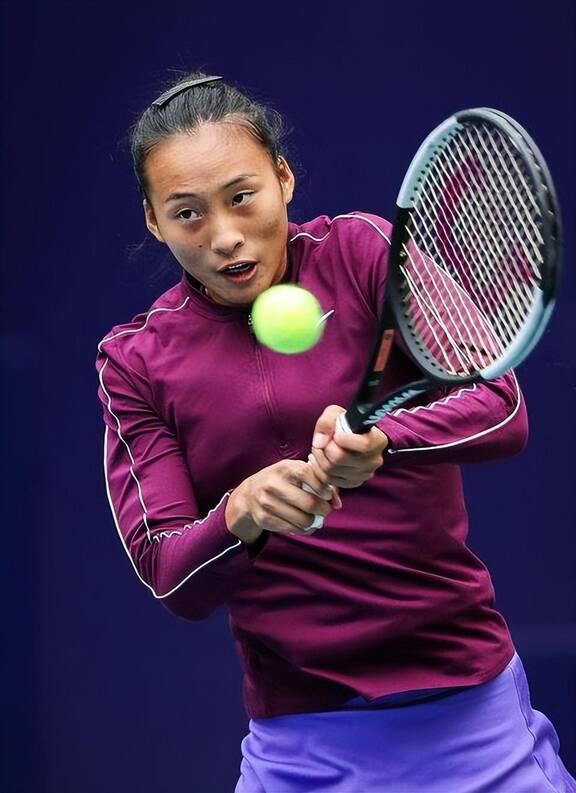 事更具观赏 事更具观赏